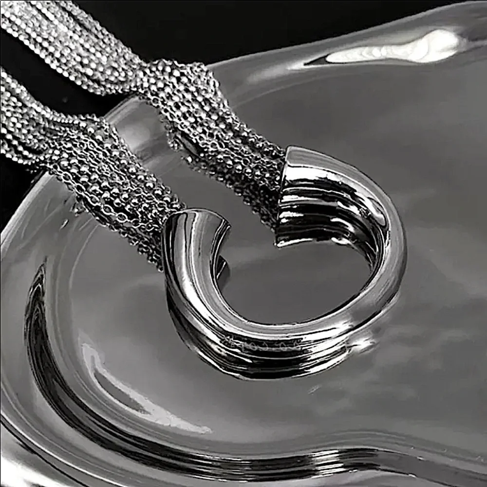 N/A silver chain